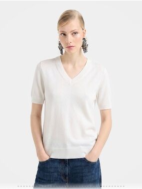 Magaschoni Ivory Cashmere V-Neck Short Sleeve Sweater